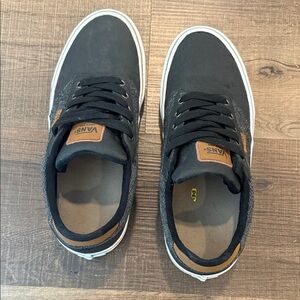 Vans Men's Atwood deluxe Sneakers